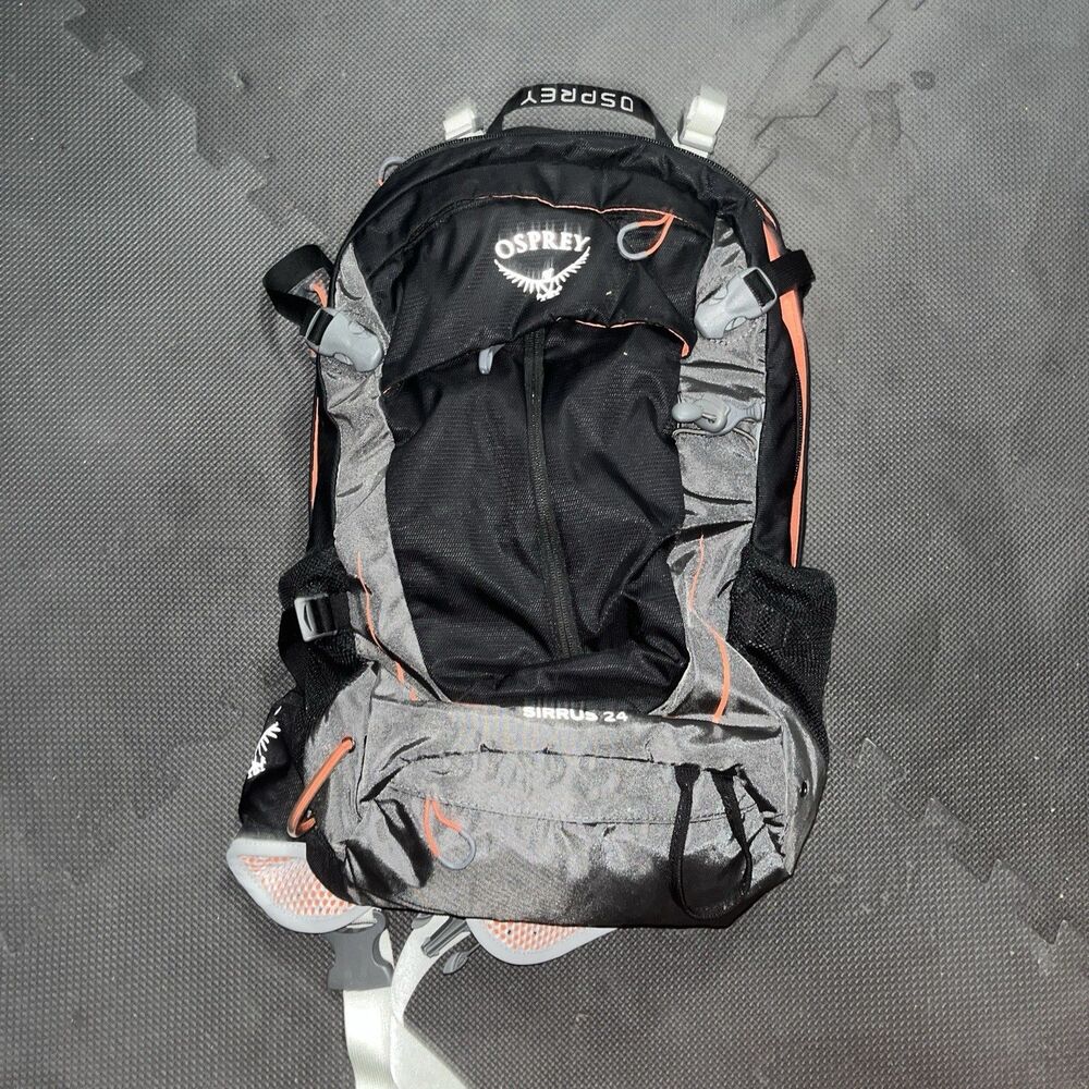 Osprey Stratos 24 Hiking Backpack Orange O/S 46–58cm Trail Daypack Lightweight